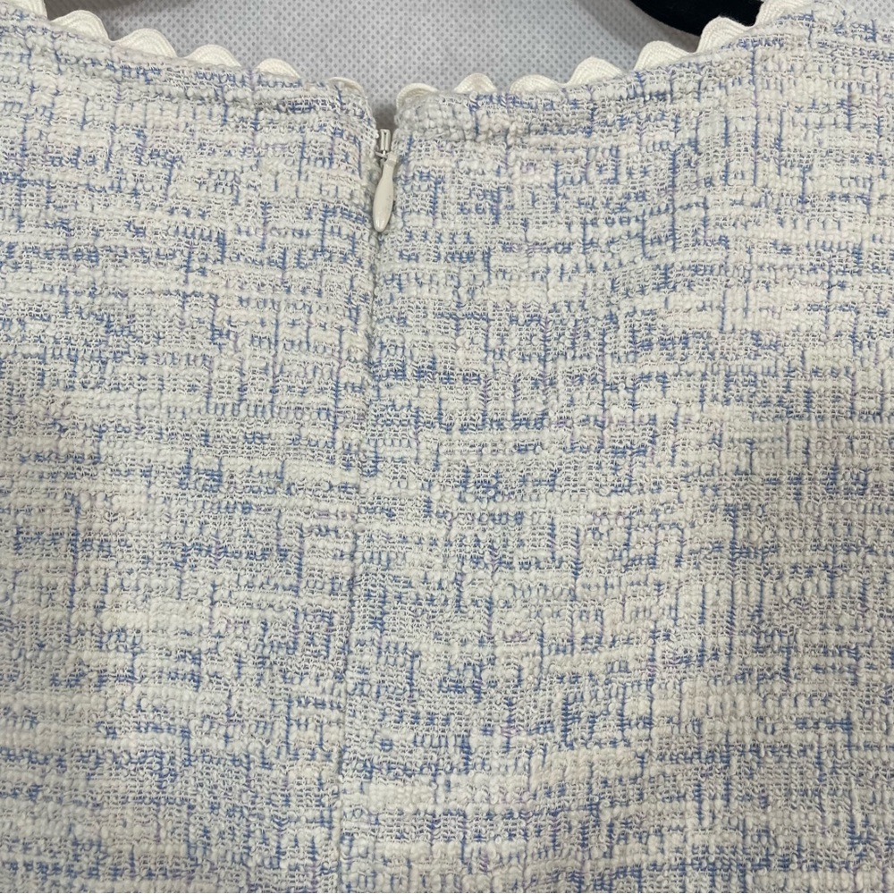 J.Crew Textured tank top with scallop trim - Picture 4 of 4